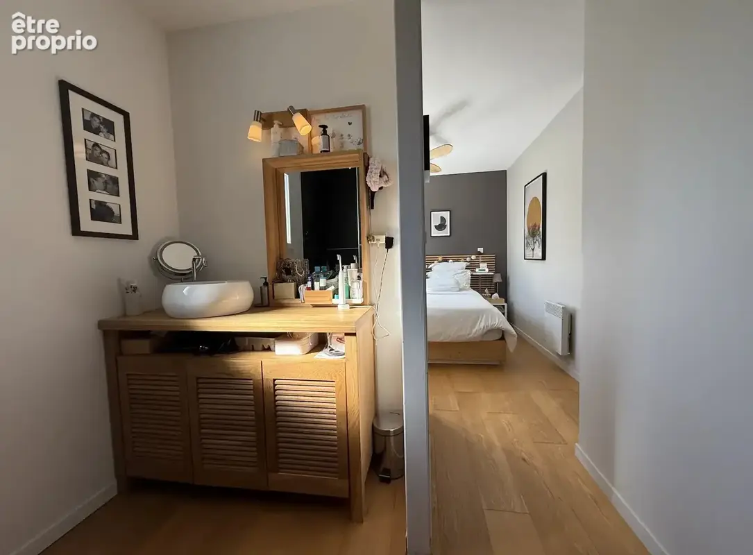 Maison individuelle récente à deux pas du village médiéval d - photo 9