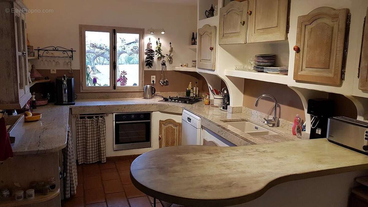 Maison à PUGET-VILLE