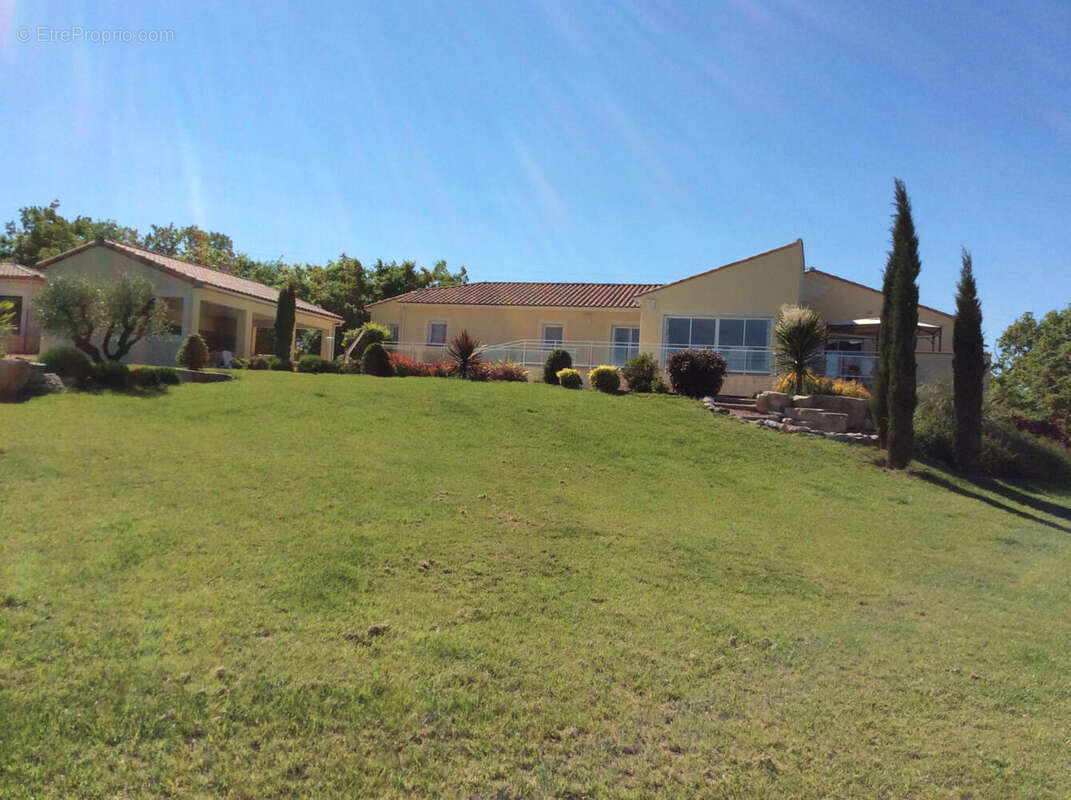 photo_1 - Maison à CASTELNAU-MONTRATIER