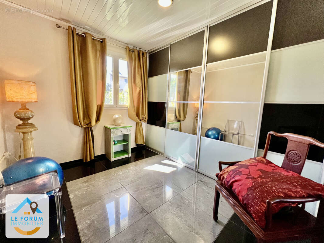 Saint joseph 97480 - villa de plain pied - en parfait etat - beaux volumes - proche des commodites - photo 11