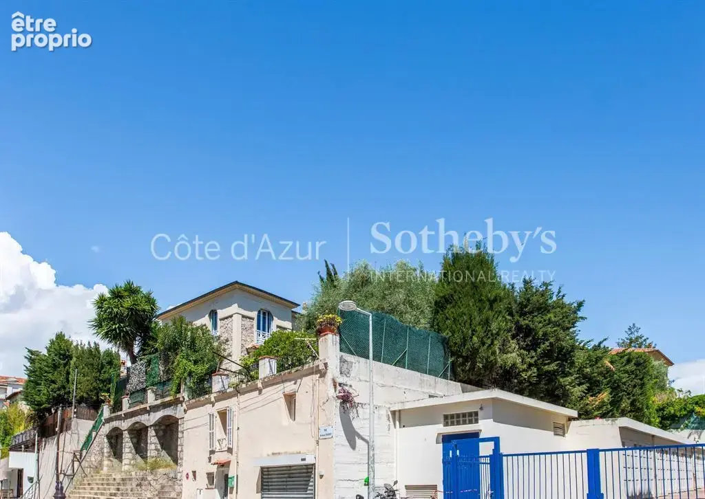 Rare, Nice quartier des Poètes, maison avec jardin, garage et fort potentiel locatif. - photo 16