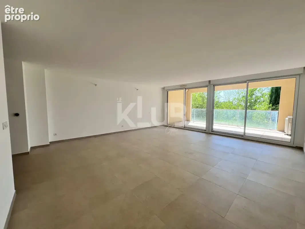 Appartement 2 pièces à Aix-en-Provence avec terrasse et stationnement - photo 3