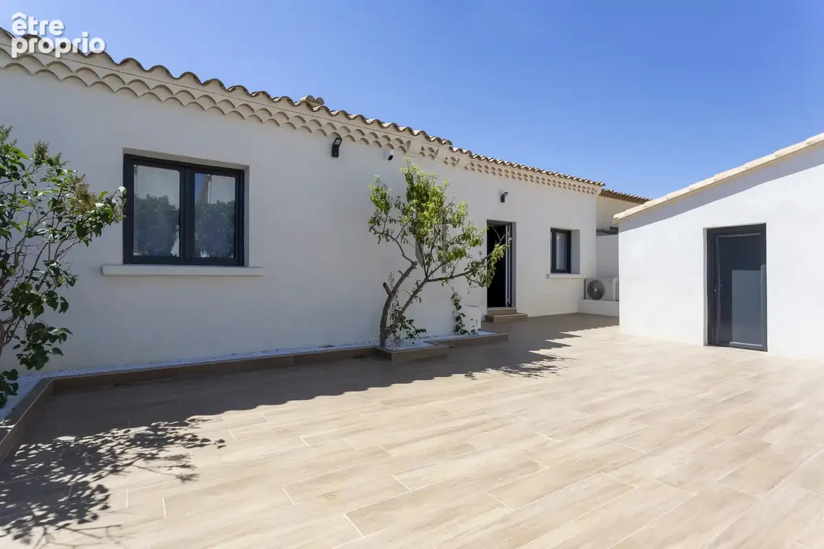 Carnon-plage villa f5 entierement renovee proche plage avec piscine et garage - photo 23