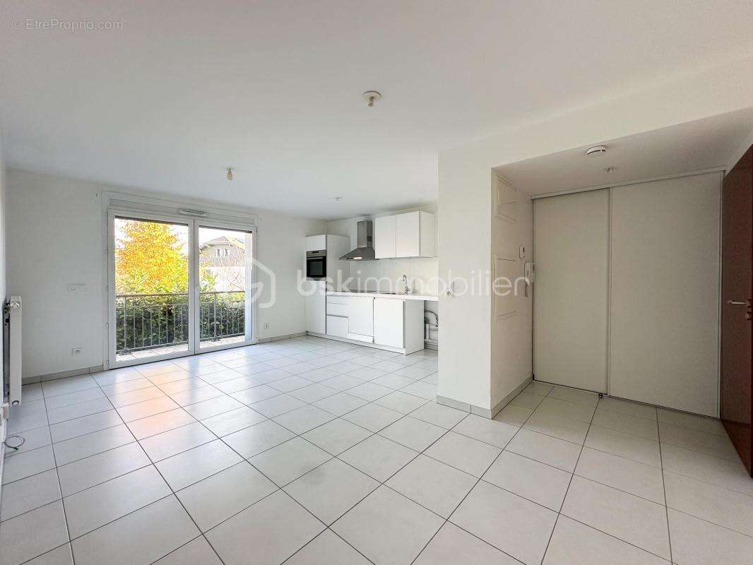 Appartement à CHENS-SUR-LEMAN