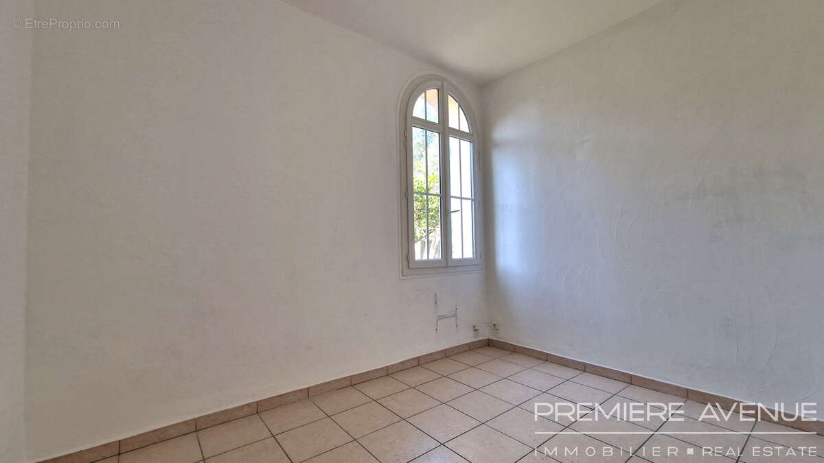 Maison à FREJUS