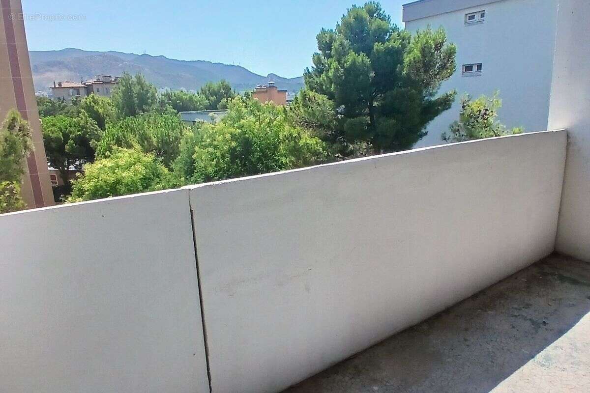 Appartement à MARSEILLE-11E