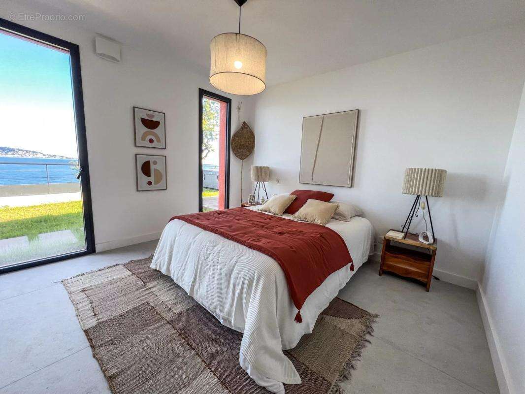 Appartement à THEOULE-SUR-MER