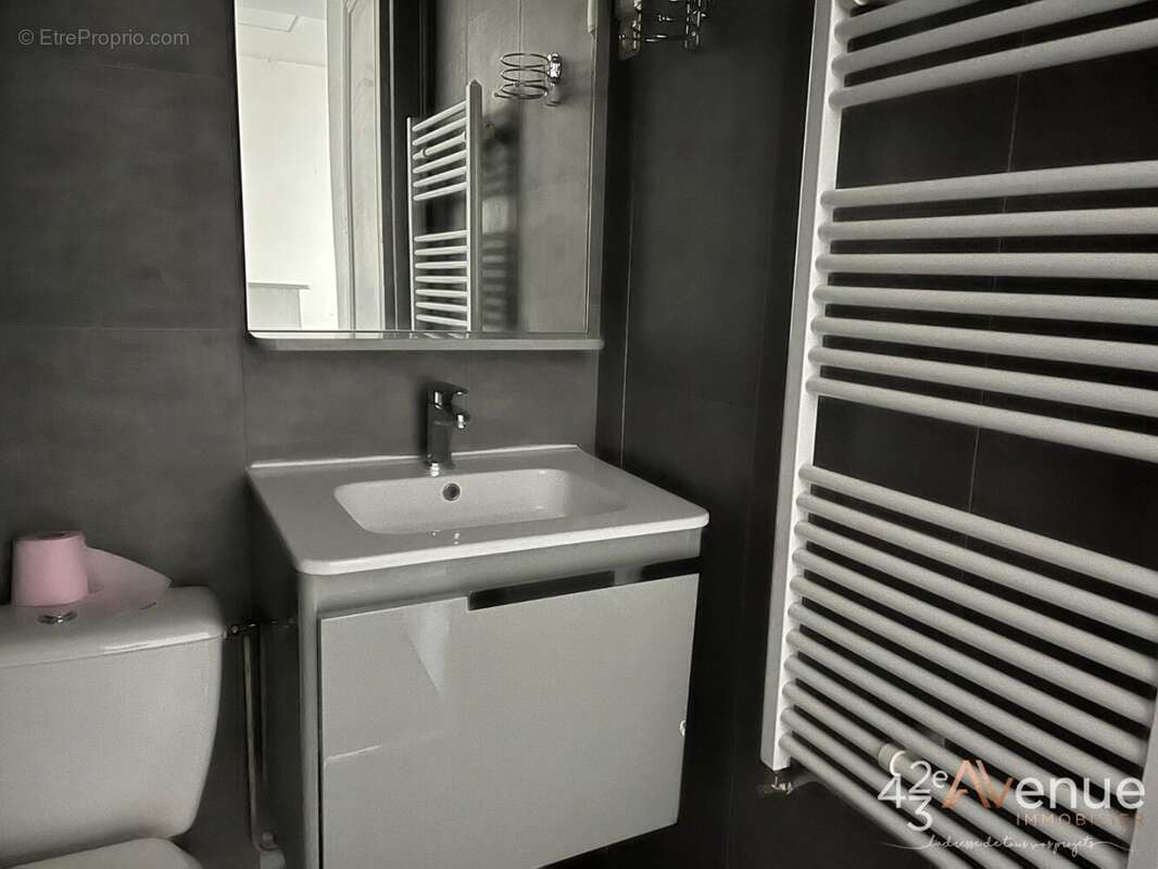 Appartement 50 m² à Saint-Etienne  - photo 6