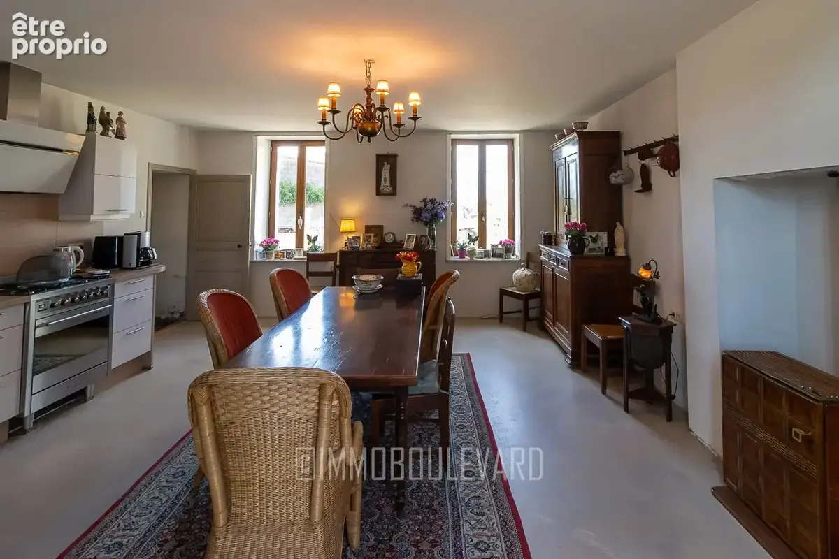 À vendre : maison avec 3 granges et beau potentiel (23) - photo 7