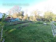 Terrain à LA CHAPELLE-BASSE-MER