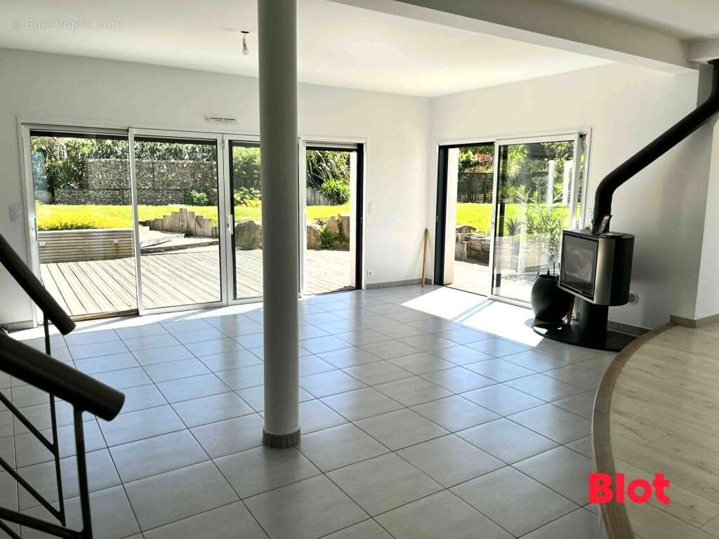 Maison à LA MEZIERE