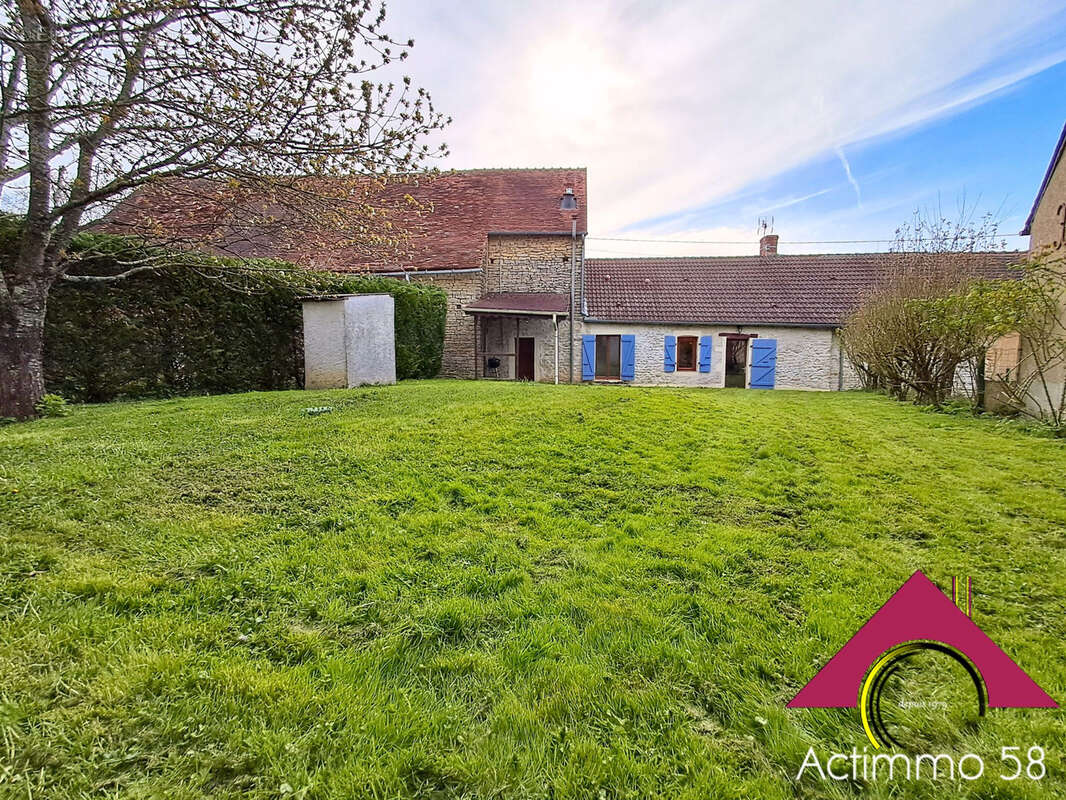Maison à OUROUER-LES-BOURDELINS