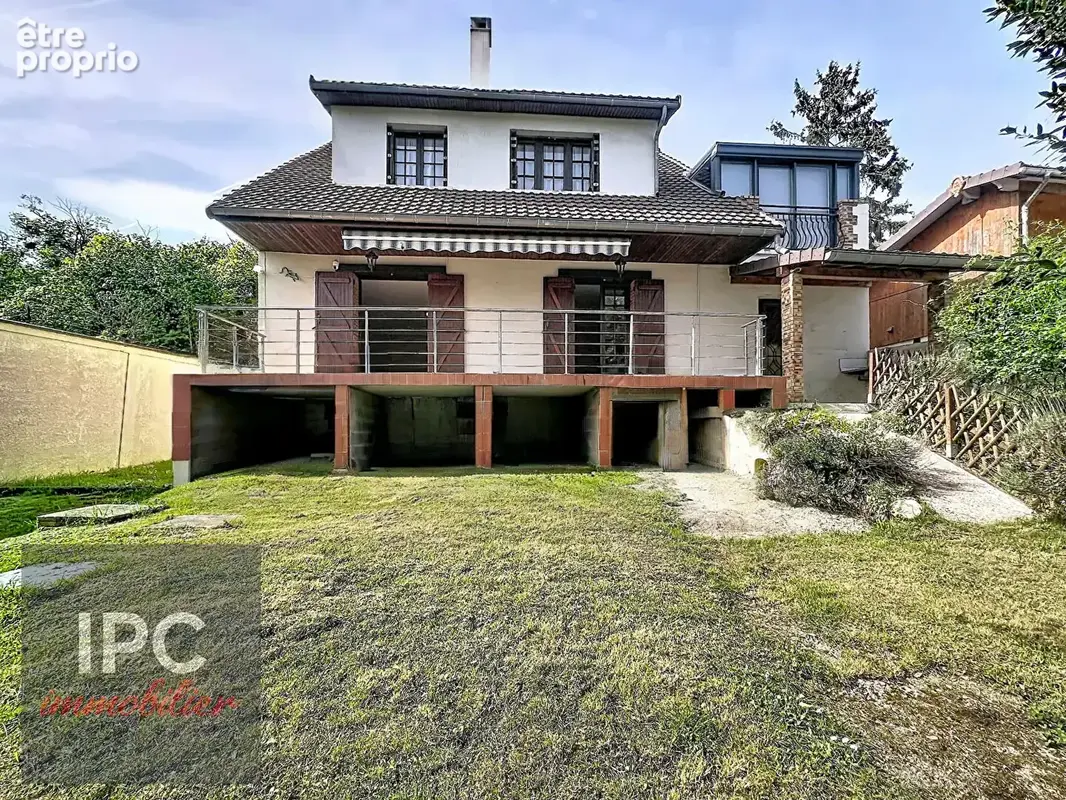 Pierrefitte Maison 8 pièce(s) , 4 Chambres 147 m2, 820m² de terrain - photo 2