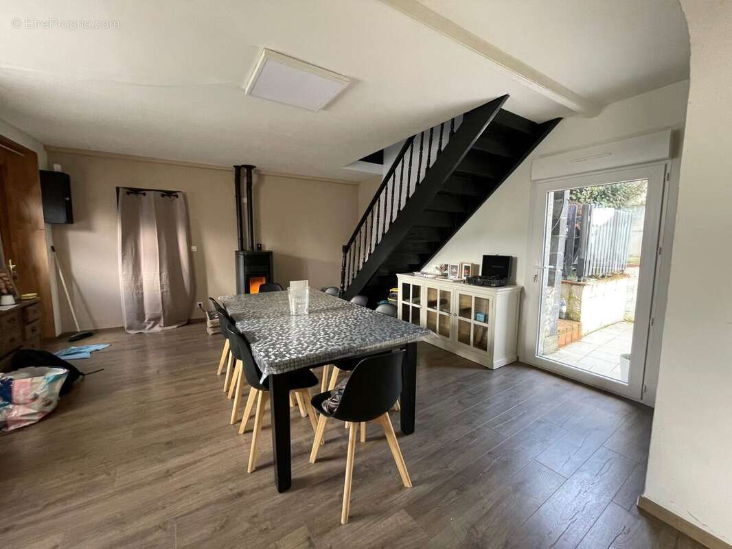 Maison à LESQUIELLES-SAINT-GERMAIN