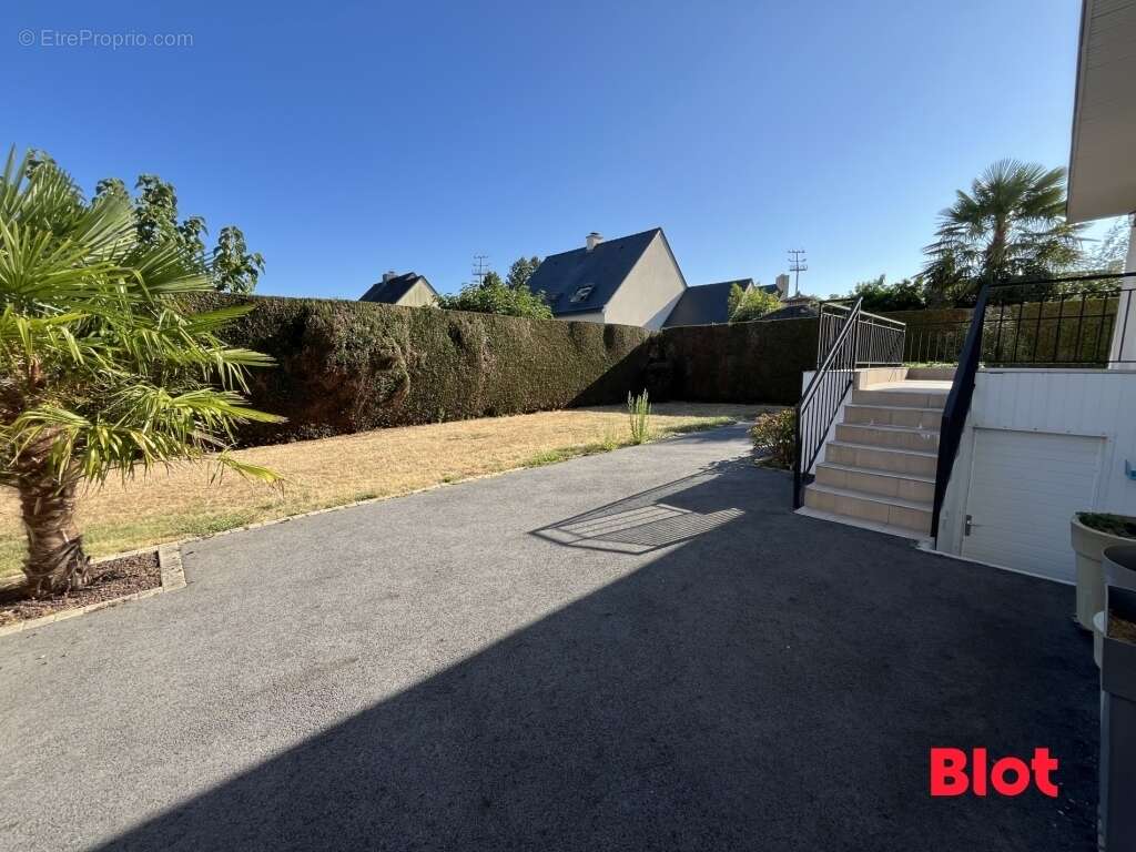 Maison 91 m² à Chartres-De-Bretagne  - photo 6