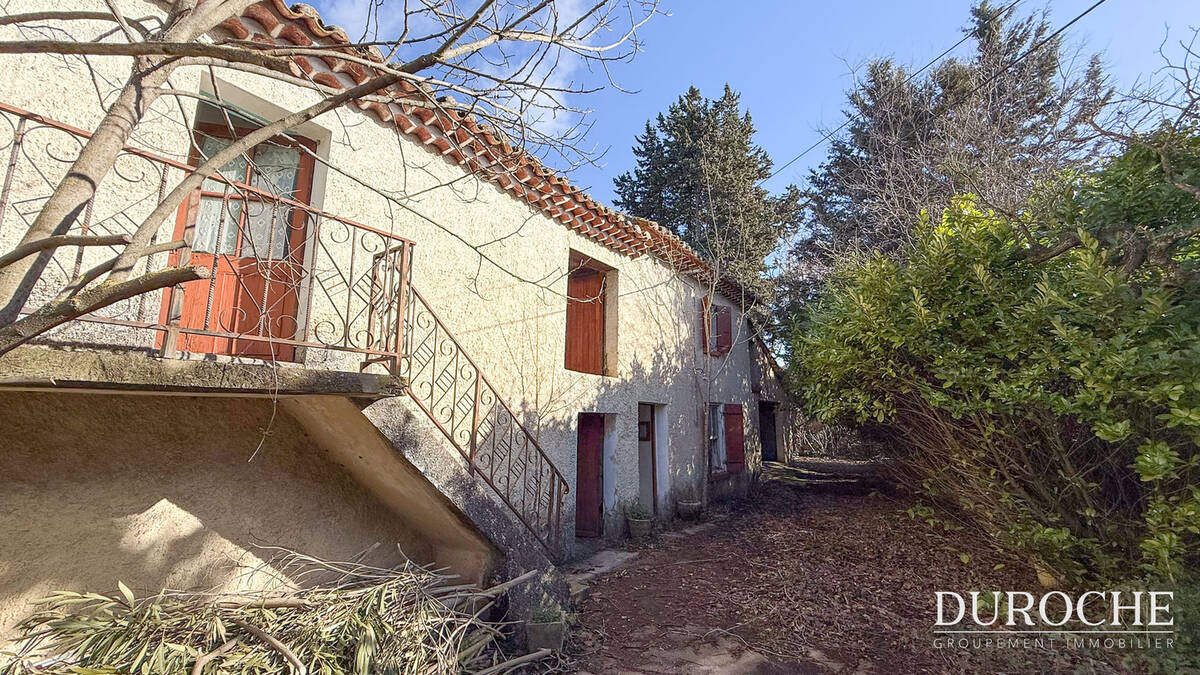 Maison à CADEROUSSE