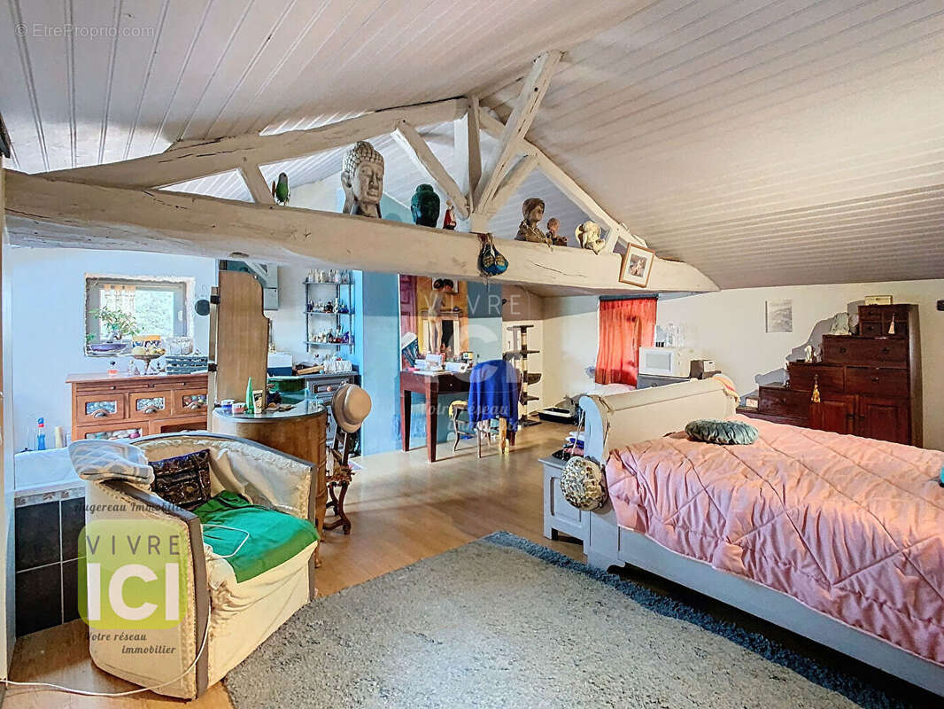 Maison à LE MAY-SUR-EVRE