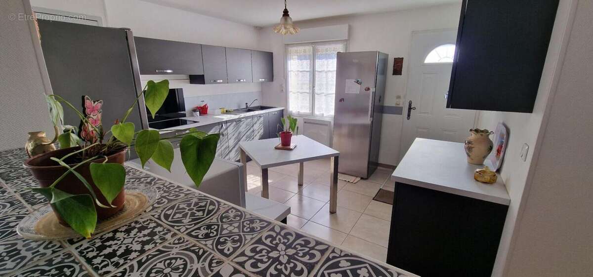 Maison à NOYERS-SUR-CHER