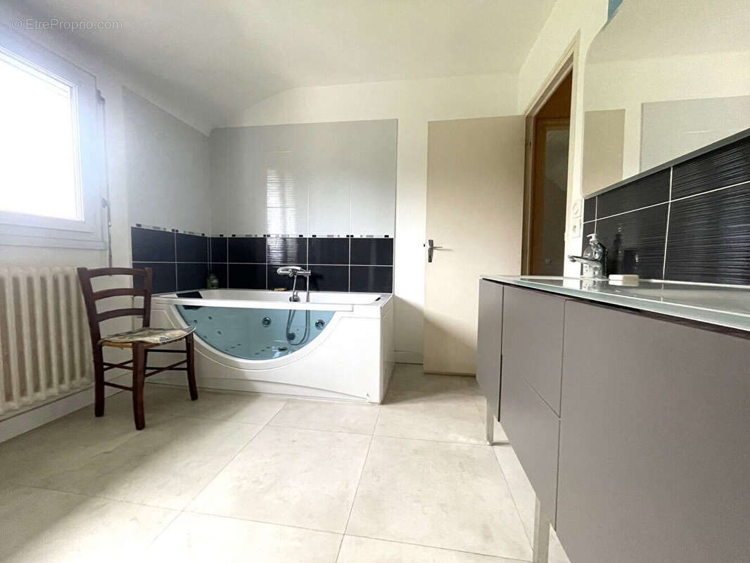 Maison à PLOGASTEL-SAINT-GERMAIN