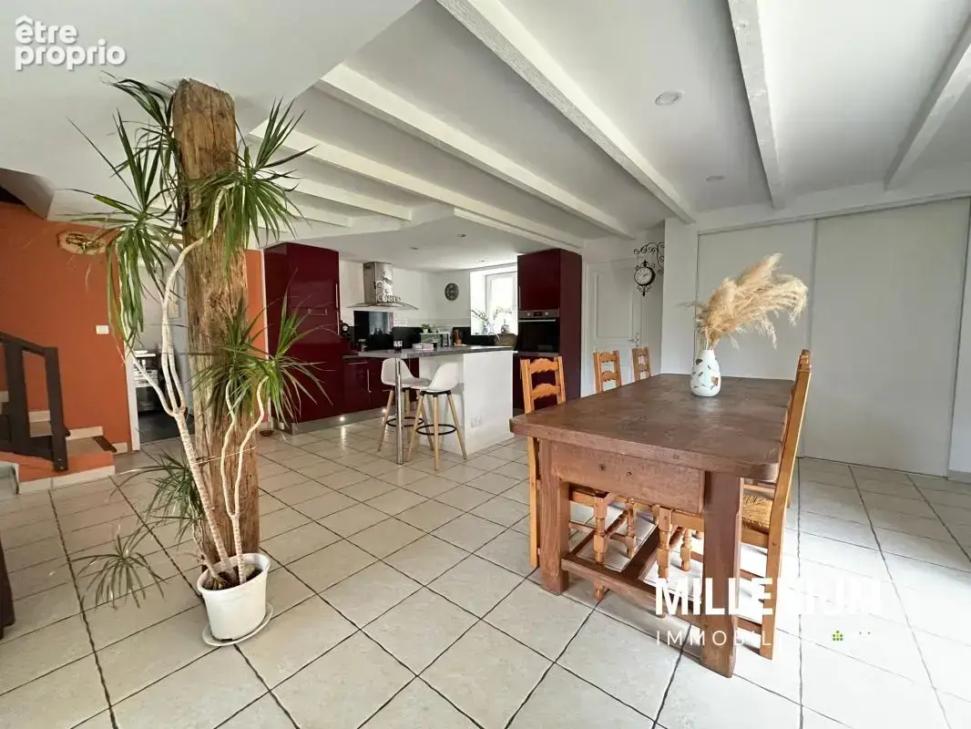 Maison 127 m² à Escandolieres  - photo 8