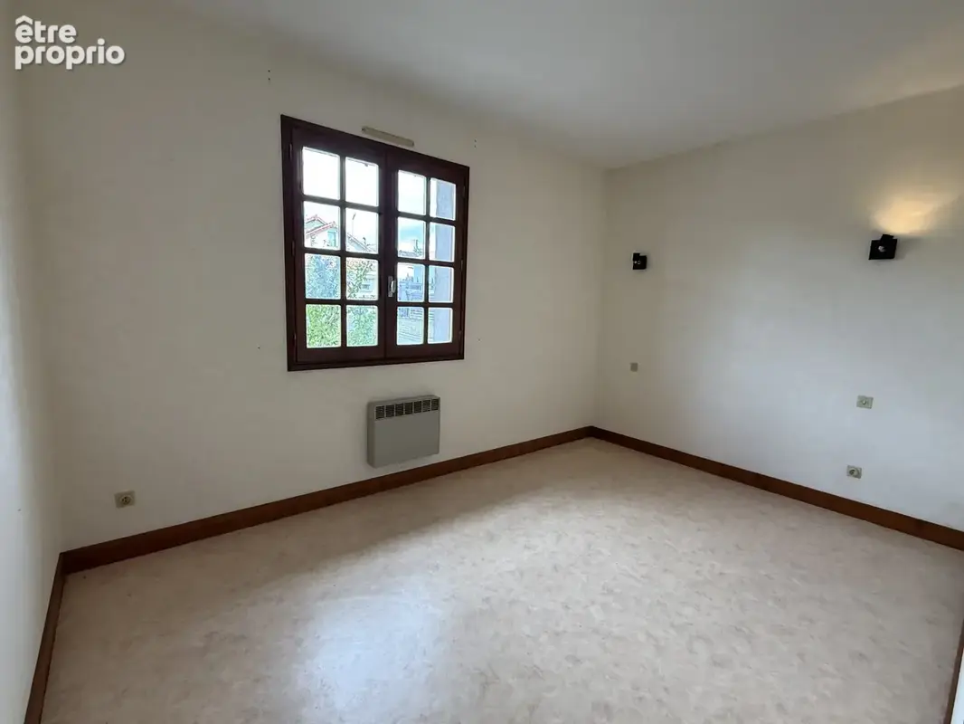 Maison 7 pièces 170 m² à vendre à Ruelle-Sur-Touvre (16600) - photo 8
