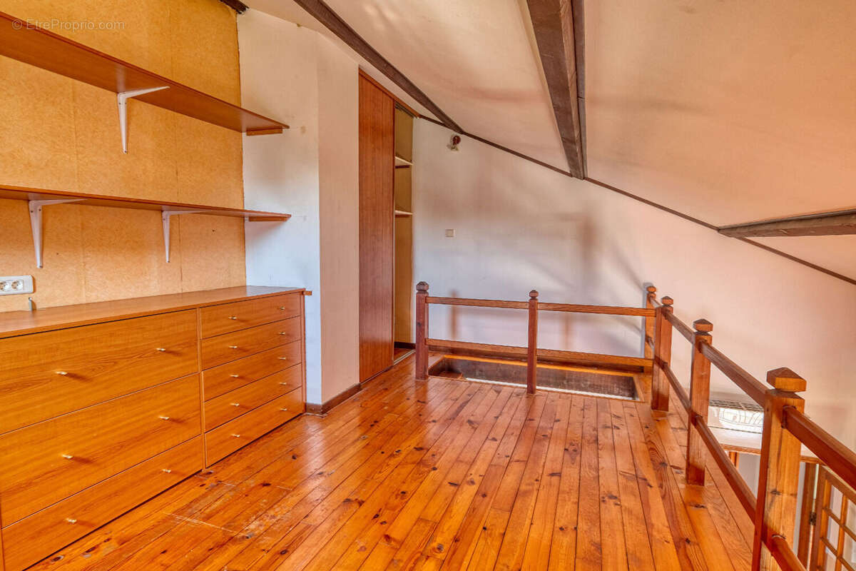 Appartement 99m² à bastia - photo 10