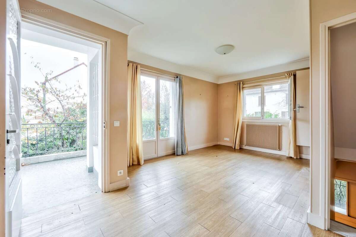 Maison à CROISSY-SUR-SEINE