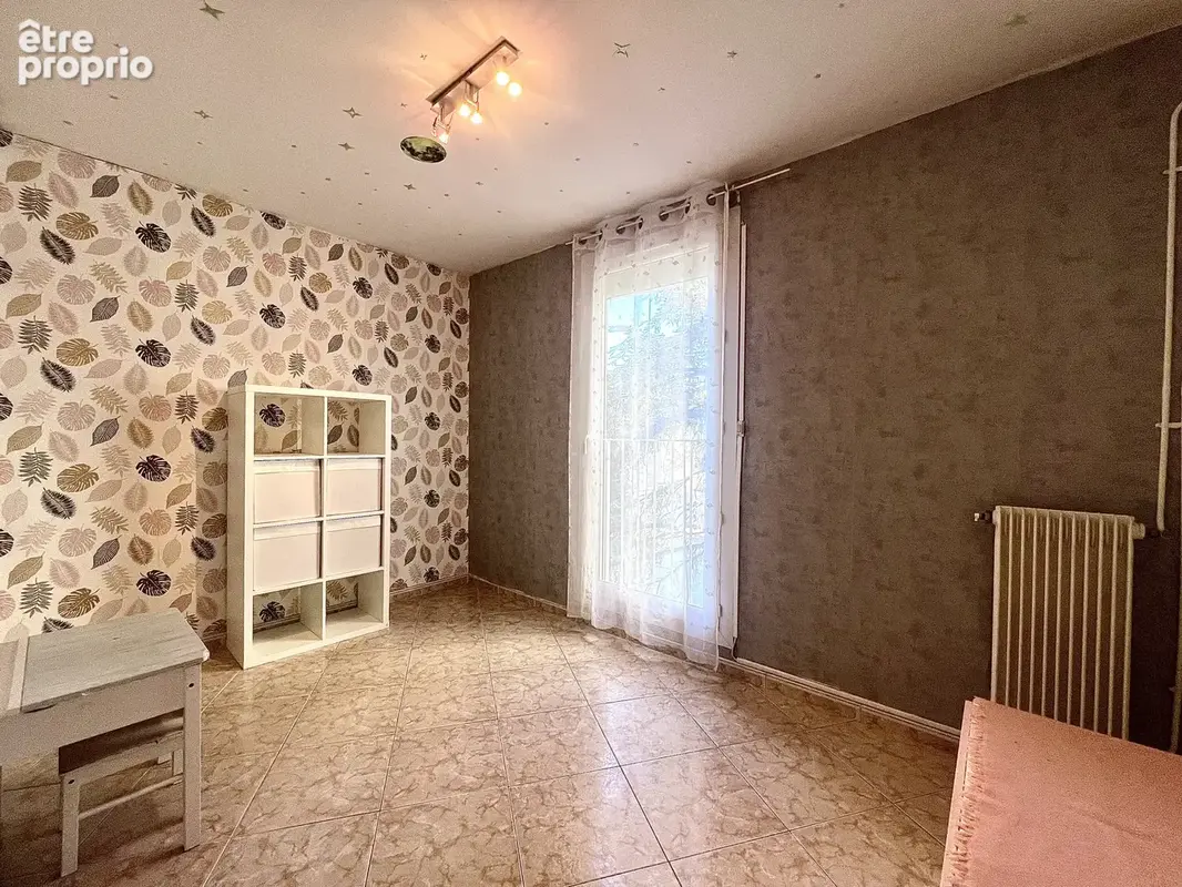 13013 MARSEILLE - Les Olives. Rés 'Le Grand Verger' - Appartement 5/6 pièces 105m2, balcon, cave et garage. - photo 13