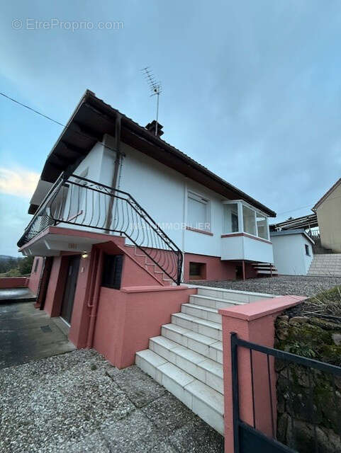 Maison à LEPANGES-SUR-VOLOGNE