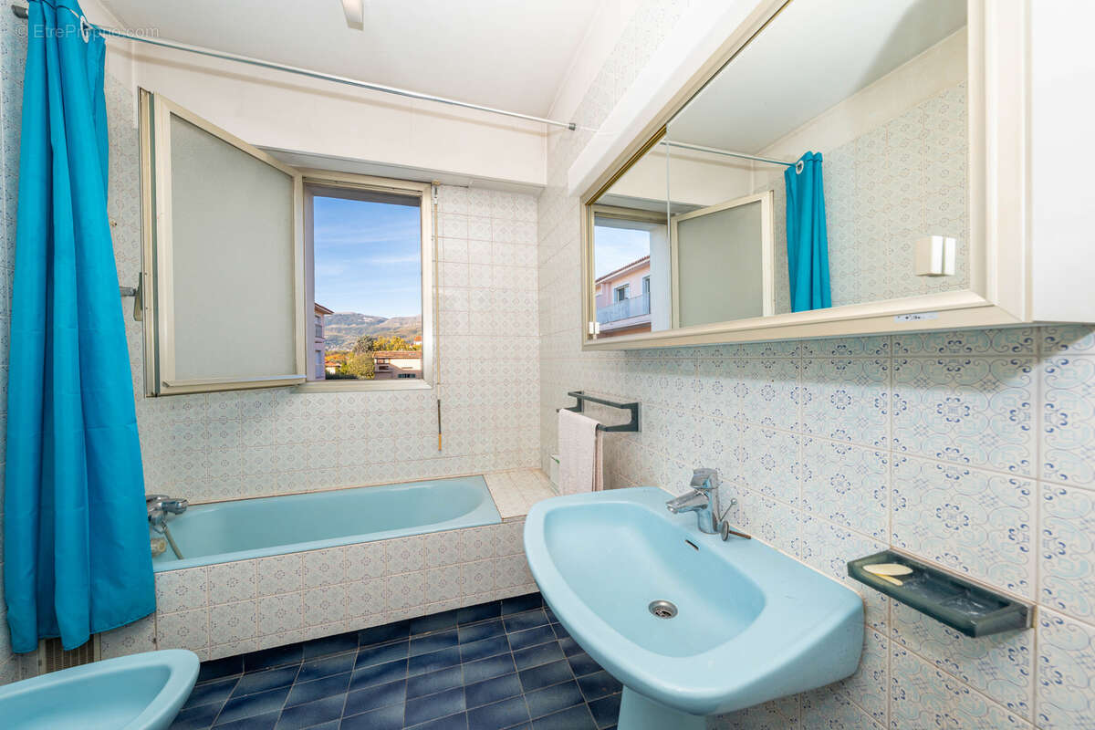 Appartement à VENCE