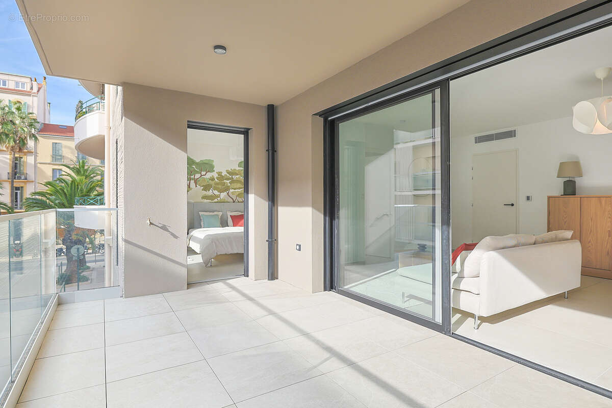 Appartement à HYERES