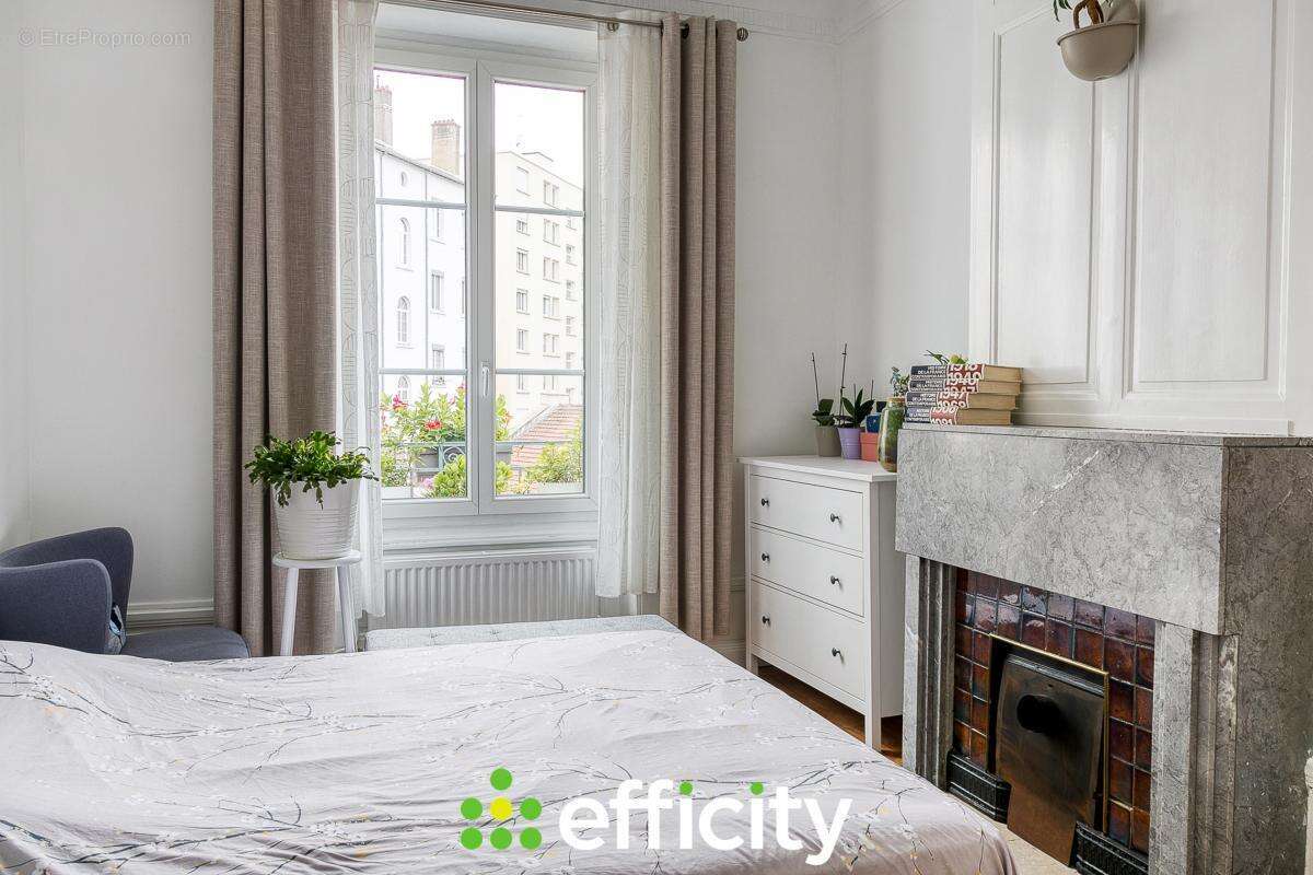 Appartement à LYON-7E