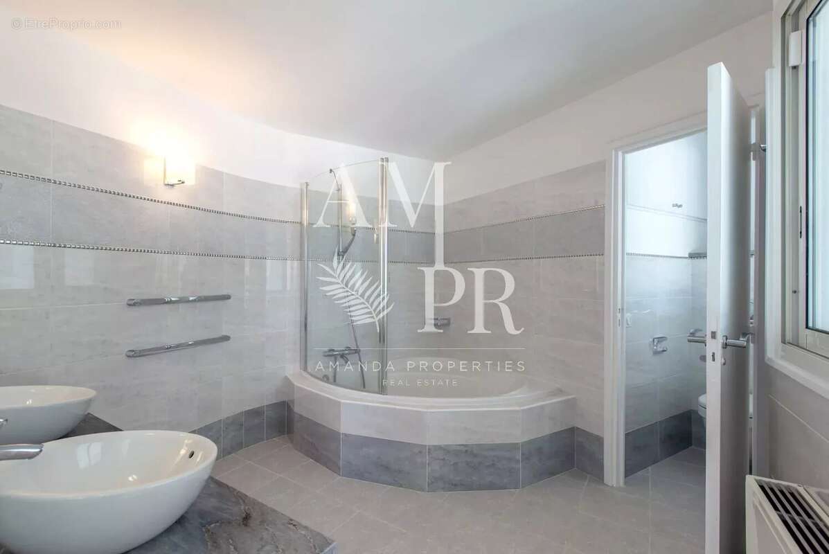 Maison à MOUANS-SARTOUX