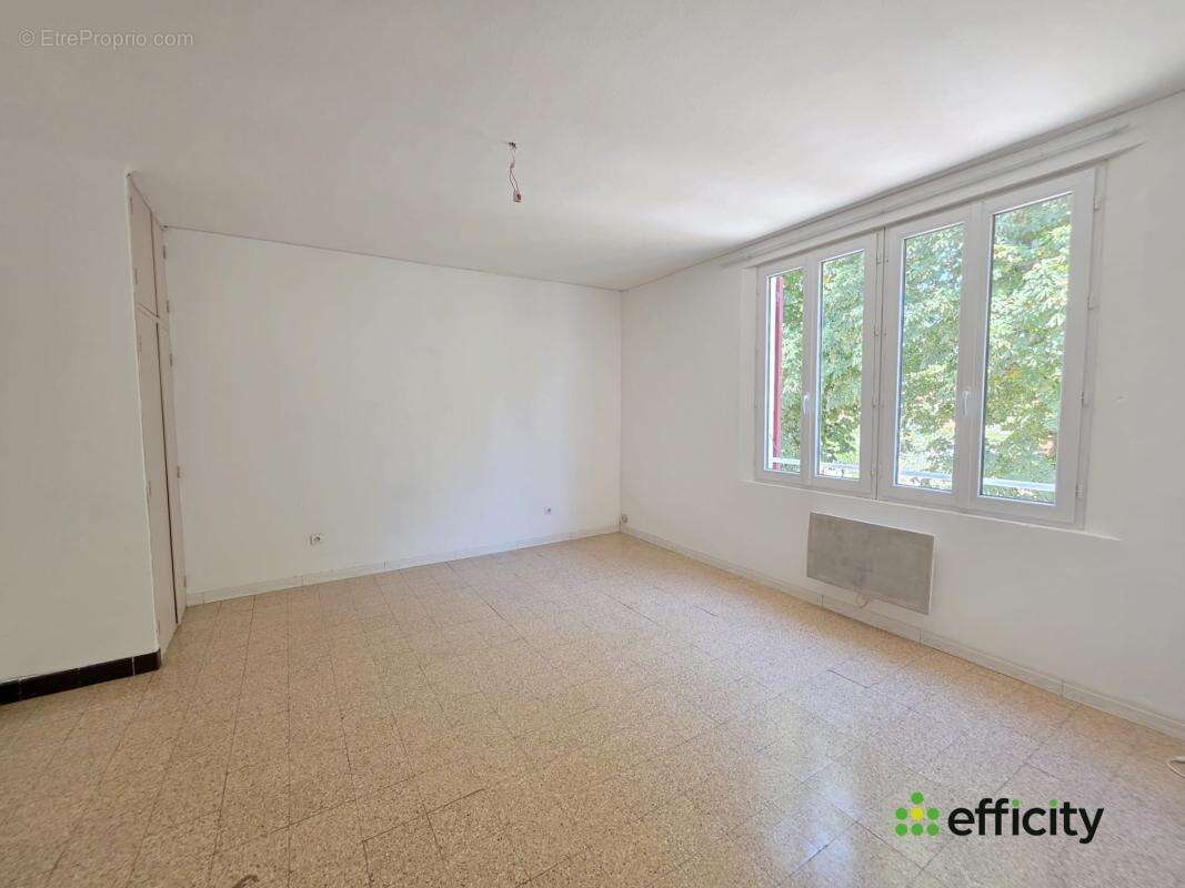 Maison 70 m² à Chateau-Arnoux-Saint-Auban  - photo 12
