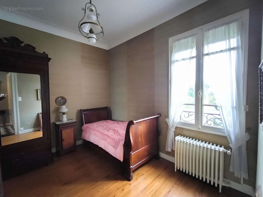 BORDEAUX CAUDÉRAN  Maison en pierre aux Volumes Généreux - photo 15
