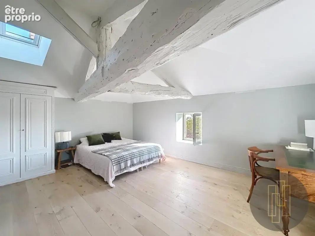 Exclusivité - Lucenay Centre - Maison ancienne- - photo 11