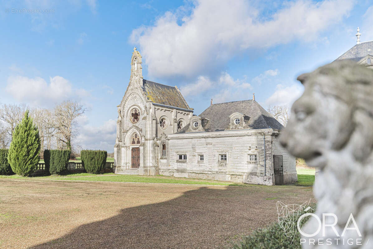 Autre à SOULAIRE-ET-BOURG