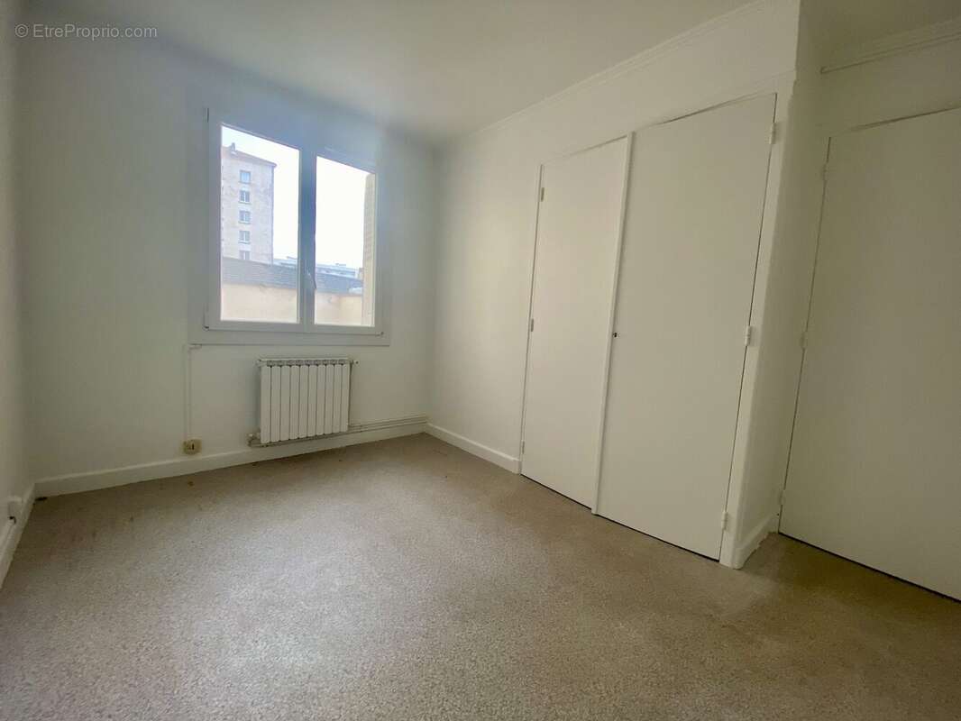 Appartement à ROMANS-SUR-ISERE