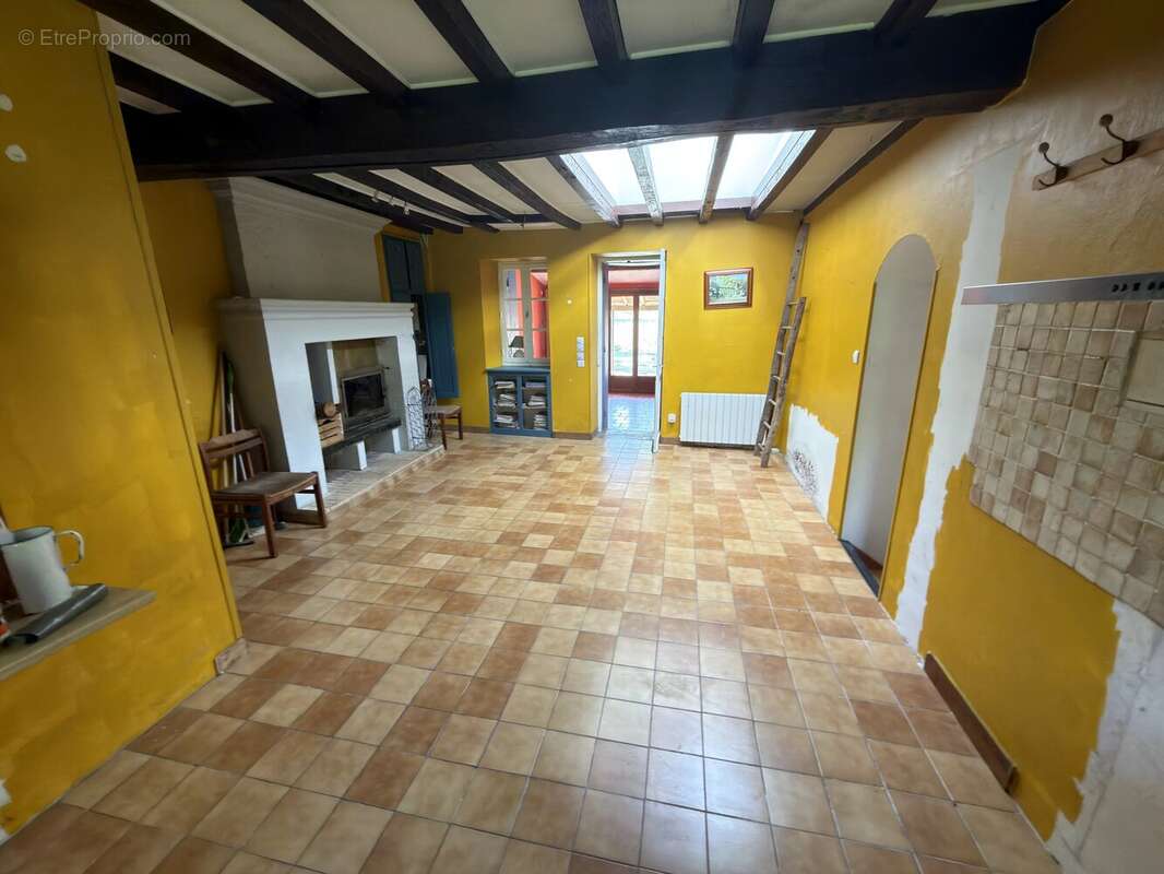 Maison à SAINT-PRIVAT-DES-PRES