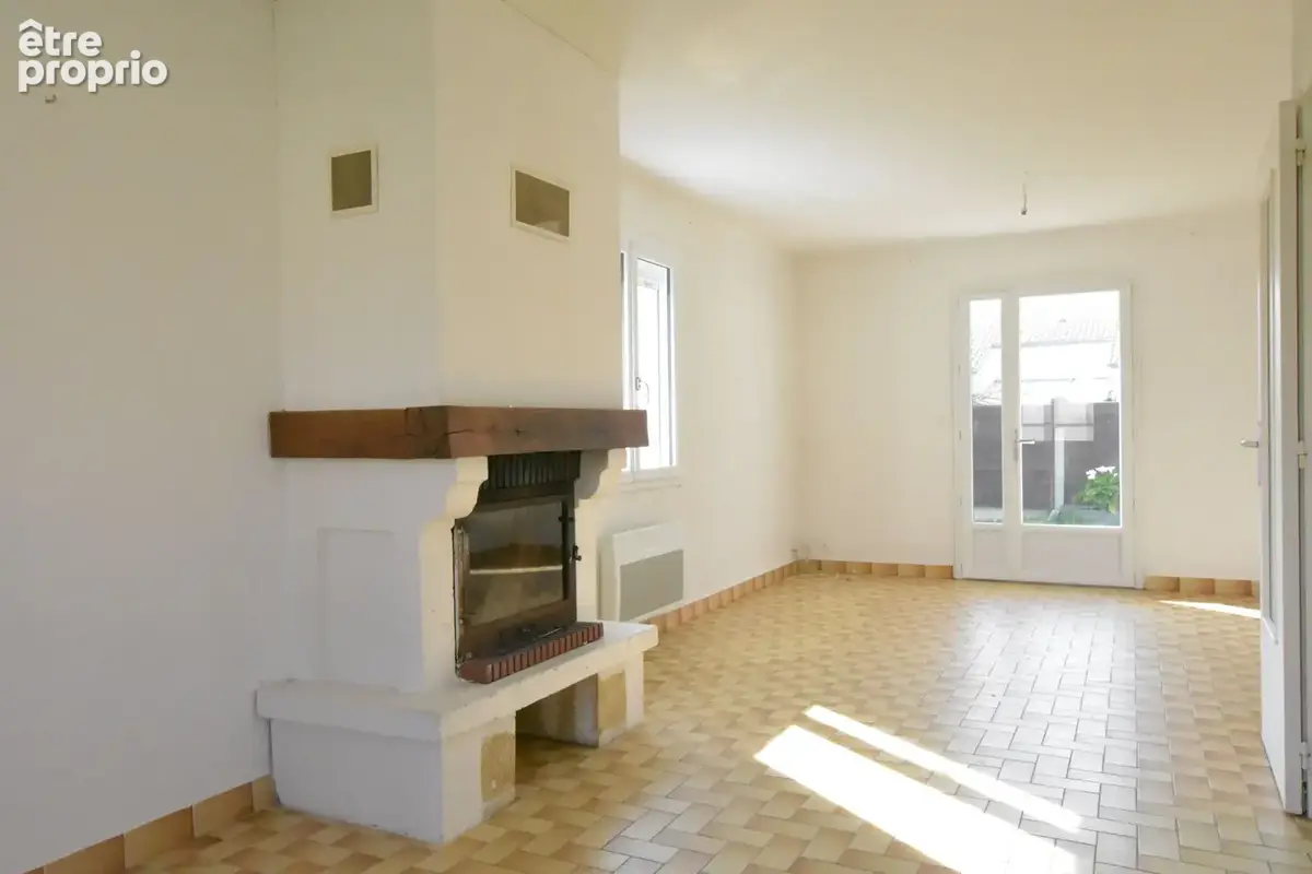 Bien sous compromis - prefailles - 3 chambres - photo 2
