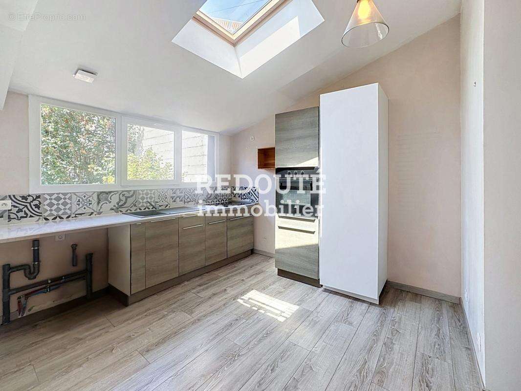 À vendre: charmante maison avec exterieur- centre-ville - photo 5