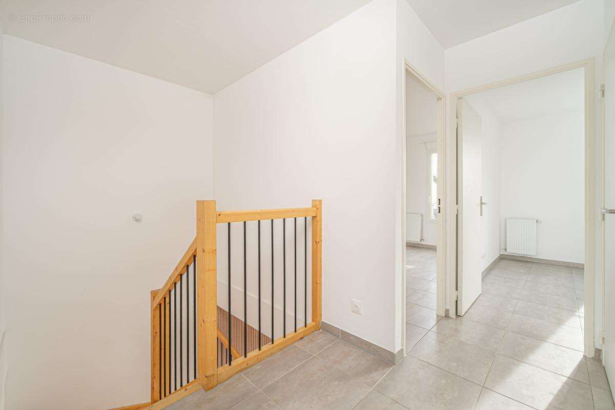 Maison à PERTUIS