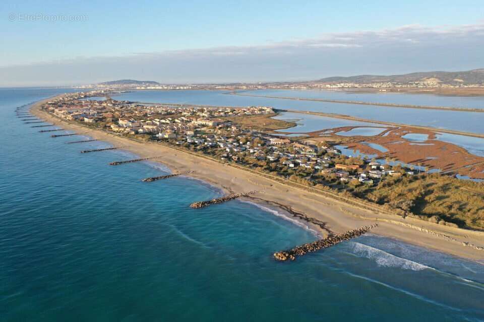Appartement à VIC-LA-GARDIOLE