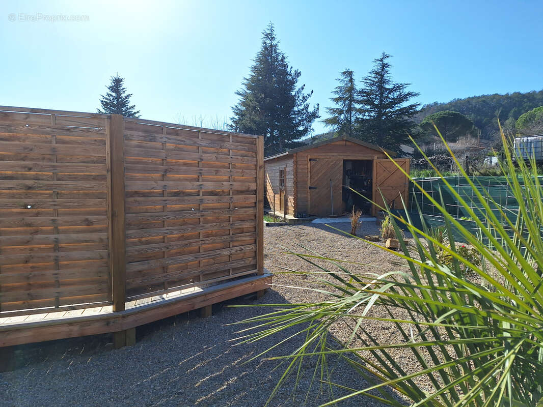 Maison à MONTAZELS