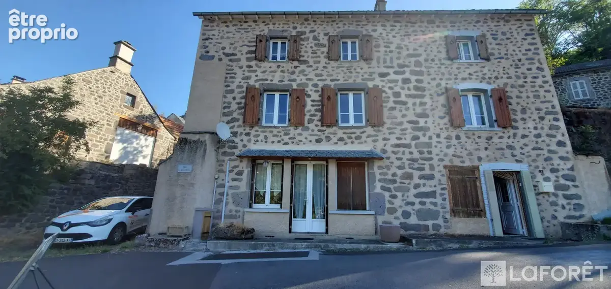 Maison à NEUSSARGUES-MOISSAC