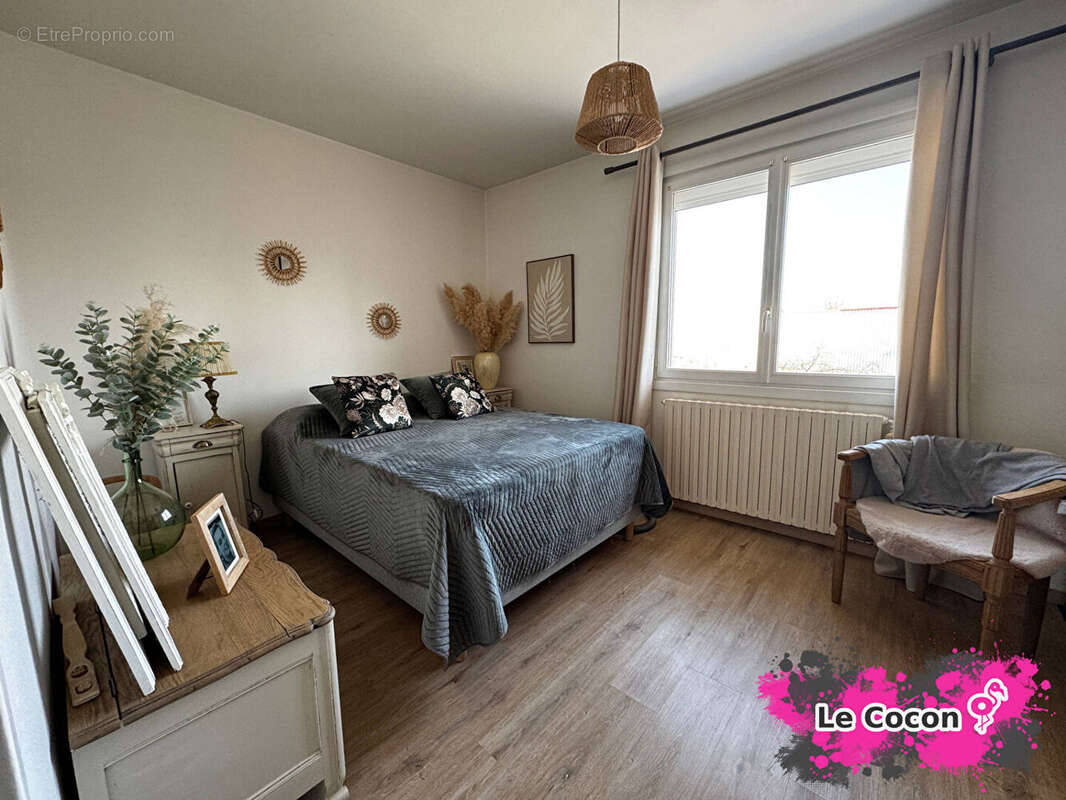 Maison à SAINT-LOUP-SUR-SEMOUSE