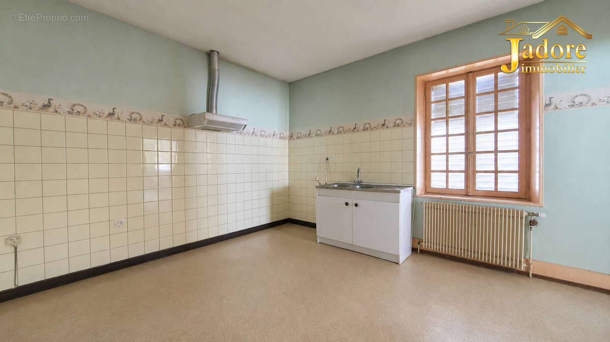 immeuble + local commercial - photo 13