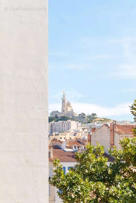 Appartement à MARSEILLE-7E