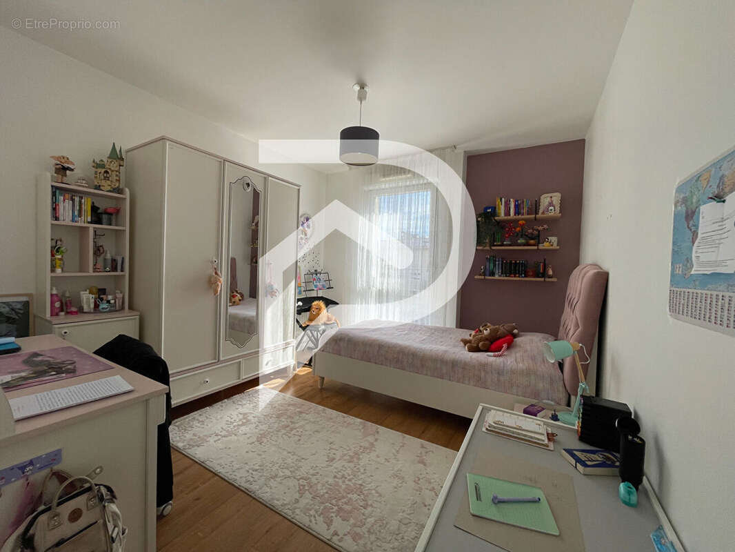 Appartement à LIMEIL-BREVANNES