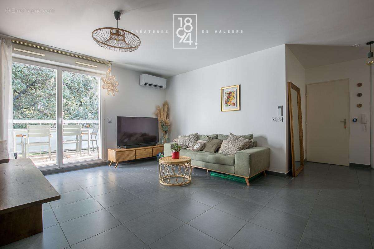 A vendre appartement T3 moderne avec terrasse ET PARKING DOUBLE EN SOUS SOL - photo 6